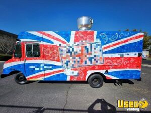 2000 P42 Bakery Food Truck Concession Window California Gas Engine for Sale