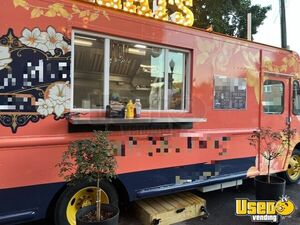1989 Kitchen Food Truck Taco Food Truck Concession Window Kentucky Gas Engine for Sale