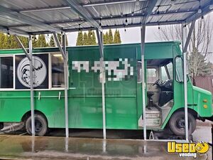 1998 P30 Kitchen Food Truck All-purpose Food Truck Oregon Gas Engine for Sale