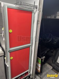 2001 P42 Taco Food Truck Exterior Customer Counter New Jersey Diesel Engine for Sale