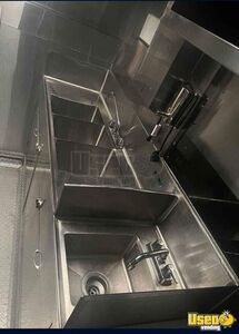 2004 G3500 Kitchen Food Truck All-purpose Food Truck Exterior Customer Counter California Gas Engine for Sale