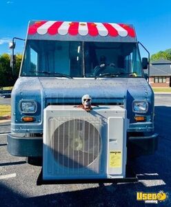 2005 Mt45 All-purpose Food Truck Stainless Steel Wall Covers Arkansas Diesel Engine for Sale