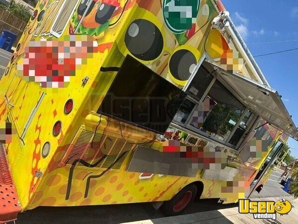 2006 Catering Food Truck All-purpose Food Truck California Gas Engine for Sale
