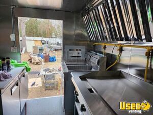 2009 V10 All-purpose Food Truck Floor Drains New Jersey Diesel Engine for Sale