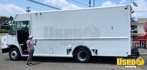 2009 V10 All-purpose Food Truck Stainless Steel Wall Covers New Jersey Diesel Engine for Sale