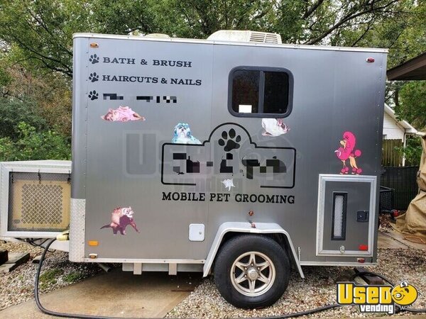 2010 Pet Care Trailer Pet Care / Veterinary Truck Florida Diesel Engine for Sale
