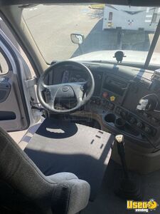 2014 Cascadia Freightliner Semi Truck 13 New Jersey for Sale