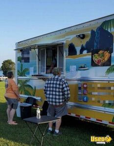 2017 350 Taco Food Truck Concession Window Florida Gas Engine for Sale