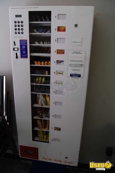 SEAGA 3000 SLIM SNACK - Seaga snack Machines - Used Snack Machines