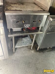2005 E350 All-purpose Food Truck Upright Freezer New York Gas Engine for Sale