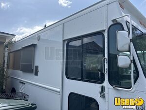 2007 Workhorse All-purpose Food Truck Concession Window California Gas Engine for Sale