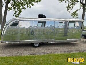 1947 Shaved Ice Trailer Snowball Trailer Air Conditioning Wyoming for Sale