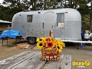 1965 Globetrotter Tiny Home Oregon for Sale