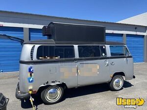 1968 Transporter Food Truck All-purpose Food Truck Air Conditioning Nevada Gas Engine for Sale