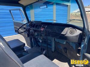 1968 Transporter Food Truck All-purpose Food Truck Fresh Water Tank Nevada Gas Engine for Sale