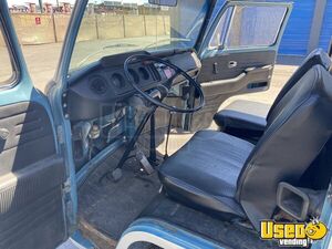 1968 Transporter Food Truck All-purpose Food Truck Gray Water Tank Nevada Gas Engine for Sale