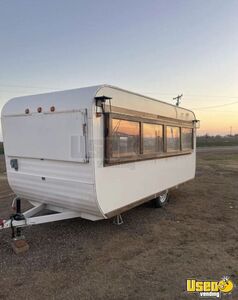 1968 Yellowstone Cavalier Beverage - Coffee Trailer Refrigerator Texas for Sale