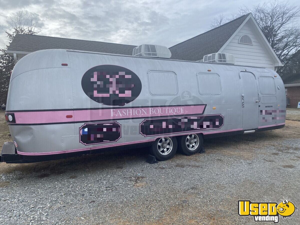 Mobile Fashion Boutique Retail Trailer for Sale in North Carolina