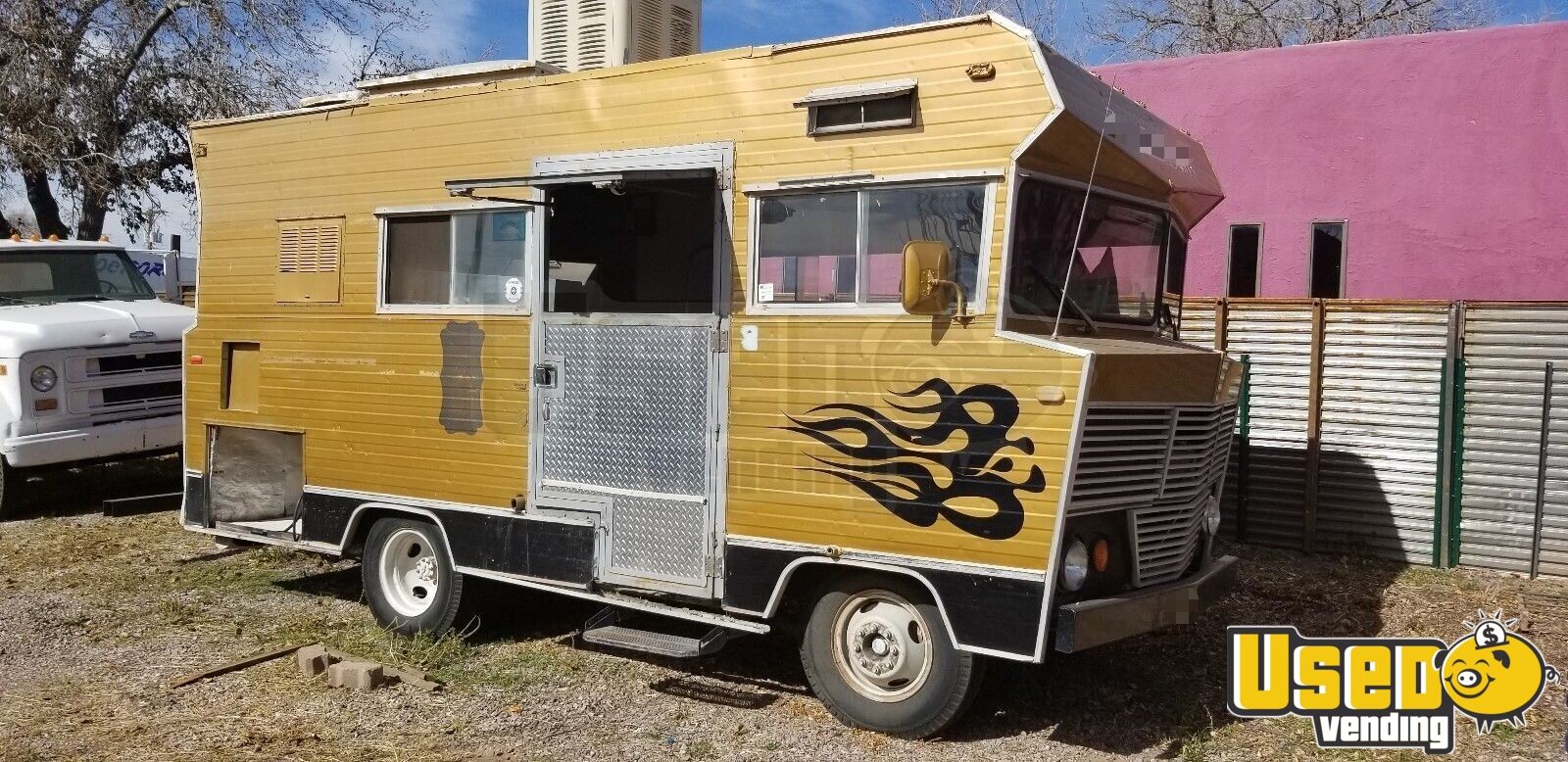 Vintage Food Truck For Sale 7