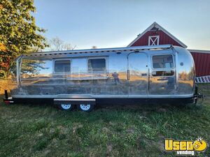 1972 Landyacht Kitchen Food Trailer Air Conditioning New Jersey for Sale