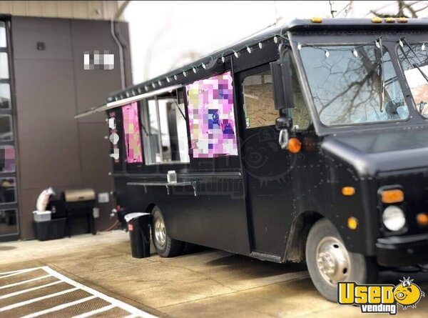 1974 P30 All-purpose Food Truck Oregon Gas Engine for Sale