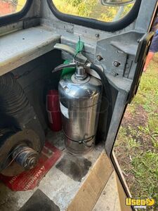 1977 P30 All-purpose Food Truck Prep Station Cooler Oklahoma Gas Engine for Sale