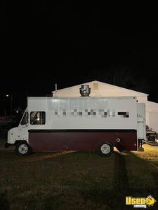 1979 P30 All-purpose Food Truck Exterior Customer Counter New Jersey Gas Engine for Sale
