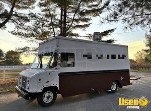 1979 P30 All-purpose Food Truck Stainless Steel Wall Covers New Jersey Gas Engine for Sale