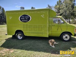 1980 Cb300 All-purpose Food Truck Concession Window Texas Gas Engine for Sale