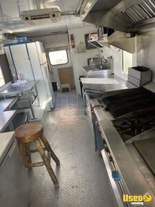 1981 Food Truck All-purpose Food Truck Diamond Plated Aluminum Flooring Texas Gas Engine for Sale