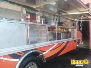 1981 P35 All-purpose Food Truck Stainless Steel Wall Covers New York Gas Engine for Sale