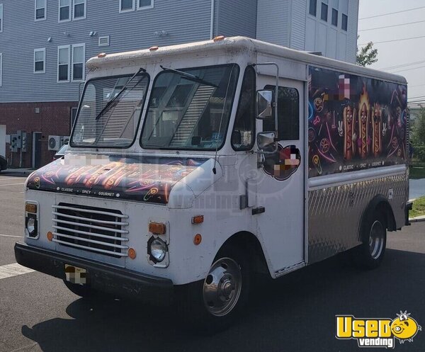 1982 P30 All-purpose Food Truck New Jersey Gas Engine for Sale