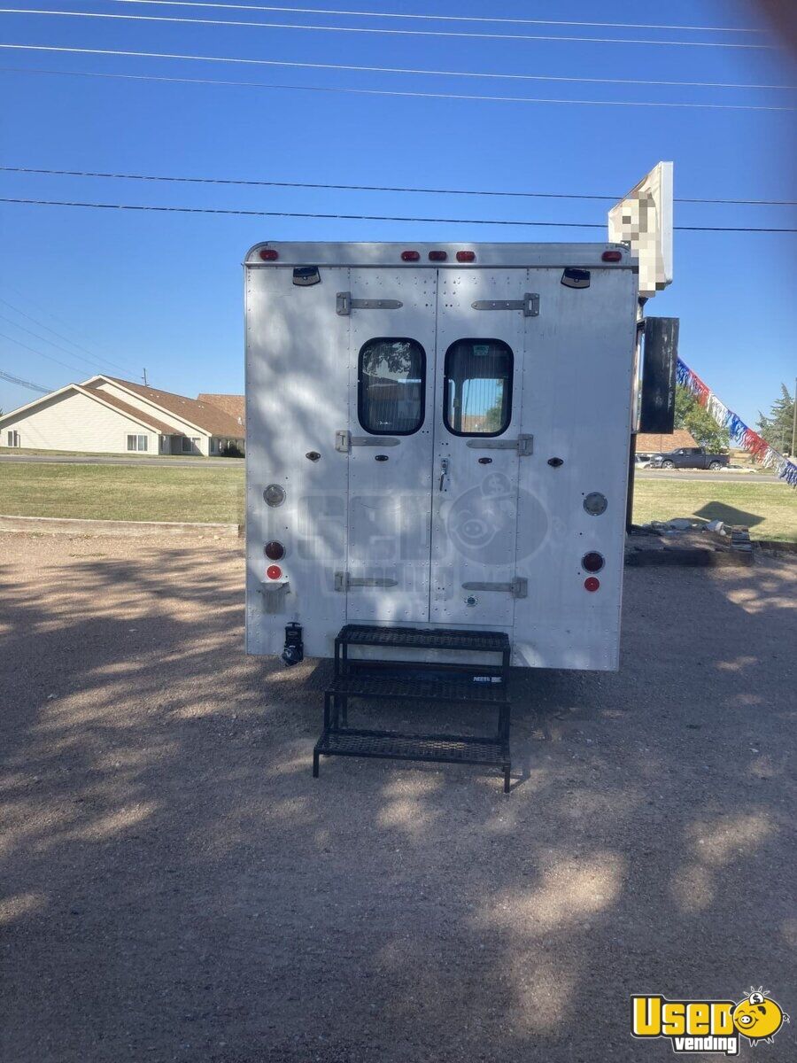 20' Chevrolet Grumman Olson Food Truck with 2022 Kitchen Built-Out for ...