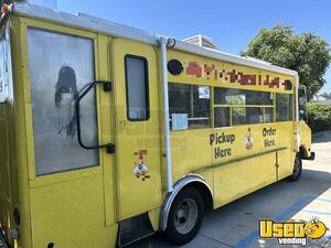 1983 P230 All-purpose Food Truck Air Conditioning California Gas Engine for Sale