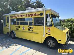 1983 P230 All-purpose Food Truck California Gas Engine for Sale