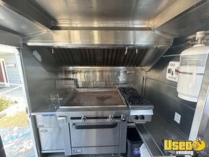 1983 P230 All-purpose Food Truck Diamond Plated Aluminum Flooring California Gas Engine for Sale