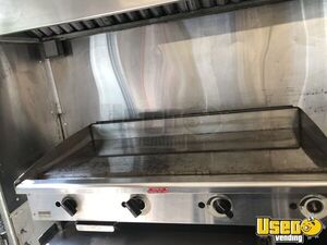 1983 P30 Step Van All-purpose Food Truck Flatgrill Michigan Diesel Engine for Sale