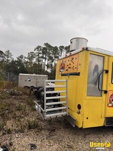 1983 P30 V8 All-purpose Food Truck Diamond Plated Aluminum Flooring Florida Gas Engine for Sale