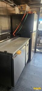 1983 Utilimaster Taco Food Truck Diamond Plated Aluminum Flooring Alberta Gas Engine for Sale