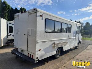 1984 Grumman Olson All-purpose Food Truck Stainless Steel Wall Covers Washington Diesel Engine for Sale