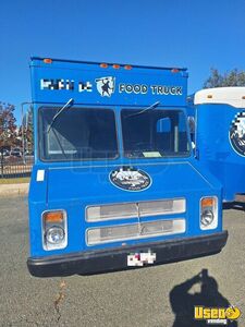 1984 P30 All-purpose Food Truck Concession Window Massachusetts Gas Engine for Sale