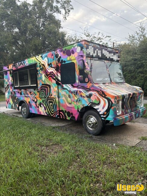 1984 P30 All-purpose Food Truck Florida Gas Engine for Sale