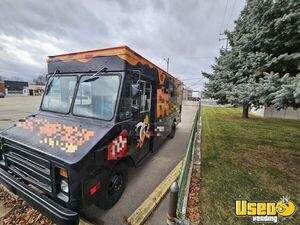 1984 P30 All-purpose Food Truck Insulated Walls Michigan Gas Engine for Sale