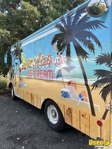 1984 P30 Ice Cream Truck Concession Window New York for Sale