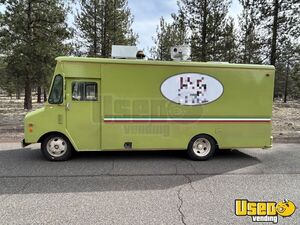 1984 P30 Kurbmaster Box Van Pizza Food Truck Air Conditioning Oregon Gas Engine for Sale