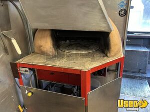 1984 P30 Kurbmaster Box Van Pizza Food Truck Diamond Plated Aluminum Flooring Oregon Gas Engine for Sale