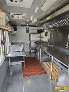 1984 P30 Step Van All-purpose Food Truck Stainless Steel Wall Covers Texas Gas Engine for Sale