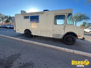 1985 P3500 All-purpose Food Truck Arizona Gas Engine for Sale