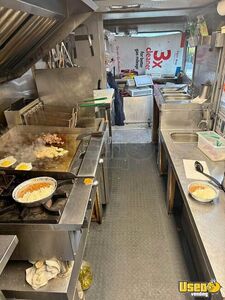 1986 P30 All-purpose Food Truck Concession Window Connecticut Gas Engine for Sale