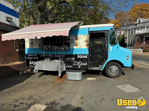 1986 P30 All-purpose Food Truck Connecticut Gas Engine for Sale